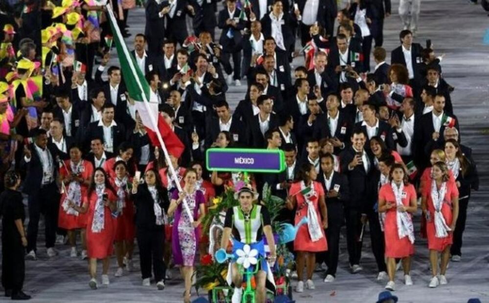 Trajes de la delegación mexicana para las olimpiadas cuenta con bordados tehuanos