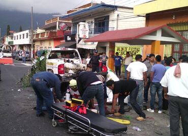 Mueren dos niños por estallido de tanque de gas en peregrinación