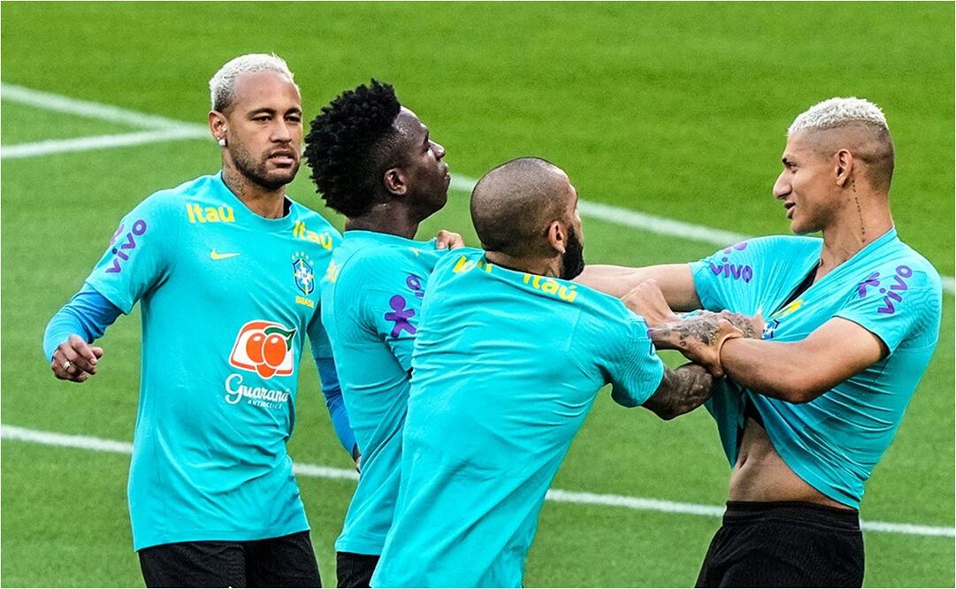 La pelea entre Richarlison y Vinicius - FOTO: ESPECIAL