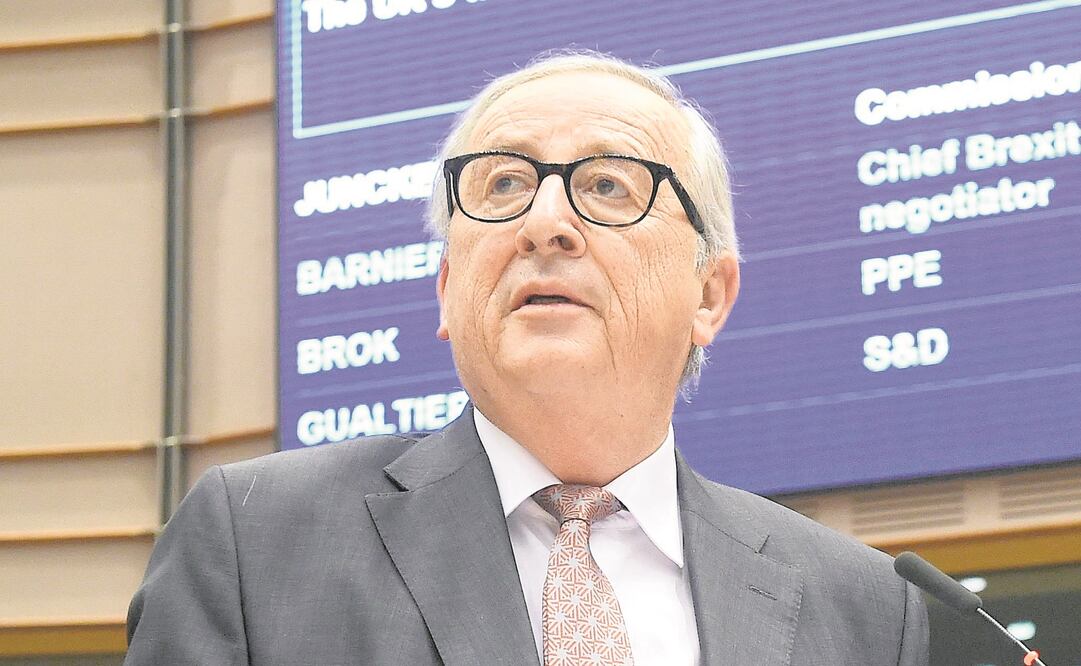 Presencia. El presidente de la Comisión Europea, Jean-Claude Juncker, participó en la sesión de ayer. (FRANCOIS LENOIR. REUTERS)