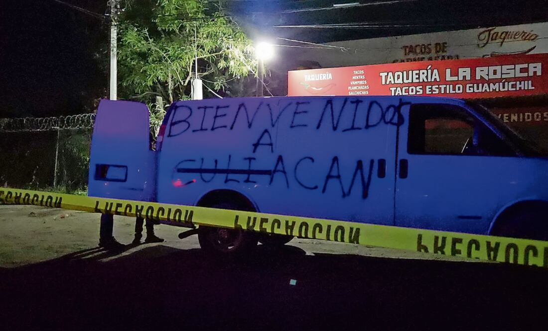 En septiembre de 2024, una camioneta fue abandonada a la entrada del fraccionamiento Alturas del Sur; ahí encontraron seis cuerpos. Foto: Especial