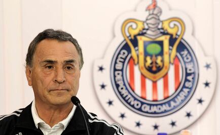 José Luis Real, fuera de Chivas