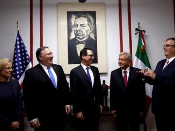 AMLO meets with U.S. officials to discuss trade and immigration