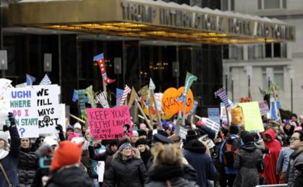 "Marcha de Mujeres" convoca a miles de personas contra políticas de Trump