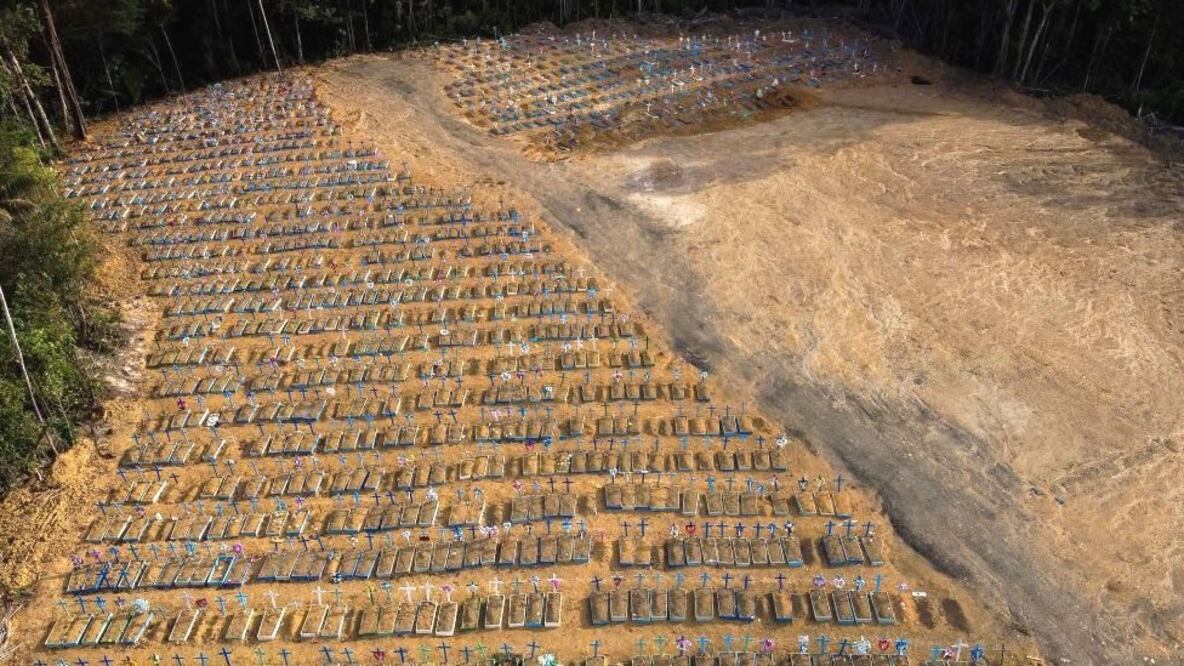 La aparición de una gran cantidad de nuevas fosas es un elemento que indica qué algo fuera de lo normal está ocurriendo en un lugar determinado. Foto: Getty Images