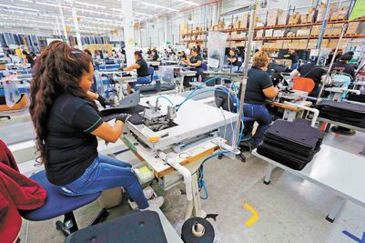Empleo manufacturero presenta ligera recuperación en mayo