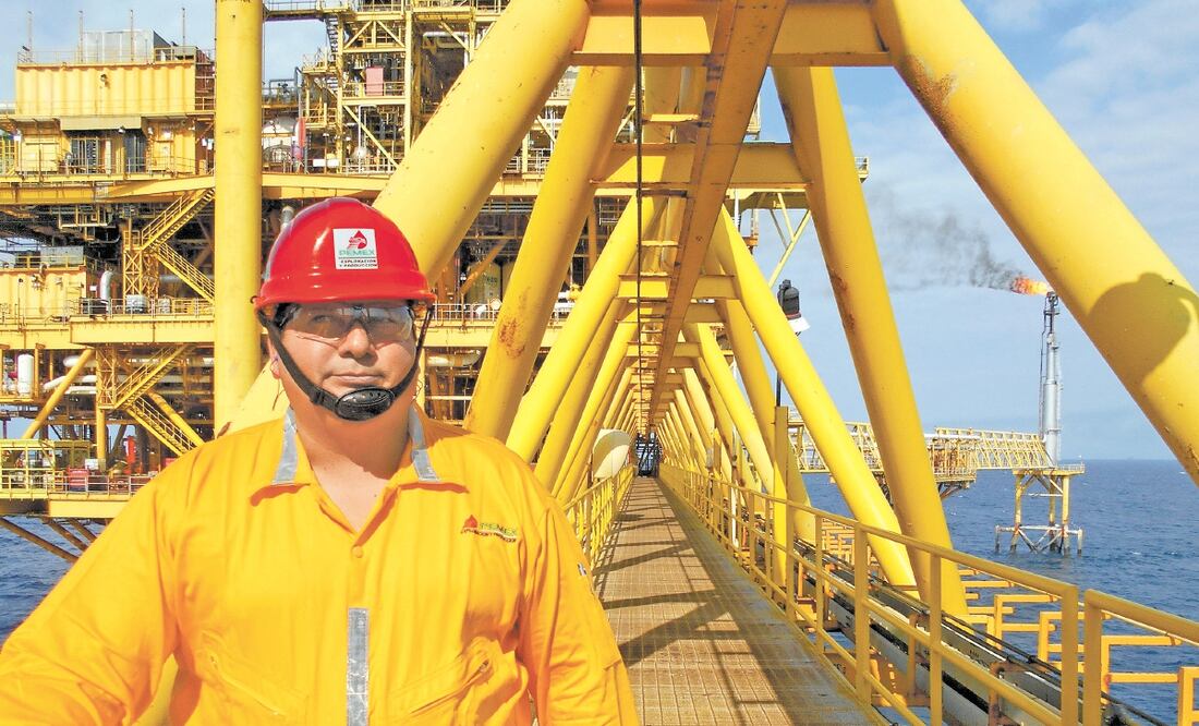 Juez federal ordena que siga la regulación asimétrica que pone límites a Pemex en materia de ventas y comercialización de petróleo. Foto: ARCHIVO EL UNIVERSAL
