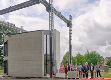 Con impresora 3D construyen casa de dos pisos