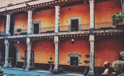 Piden a AMLO más presupuesto trabajadores de Universidad Obrera de México