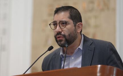 Royfid Torres pide regularizar a talleristas y promotores culturales en la CDMX