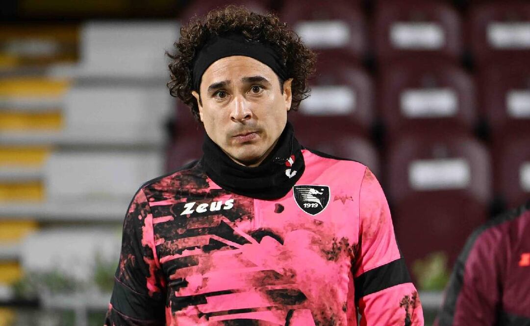 Guillermo Ochoa está borrado en la Salernitana Foto: Especial