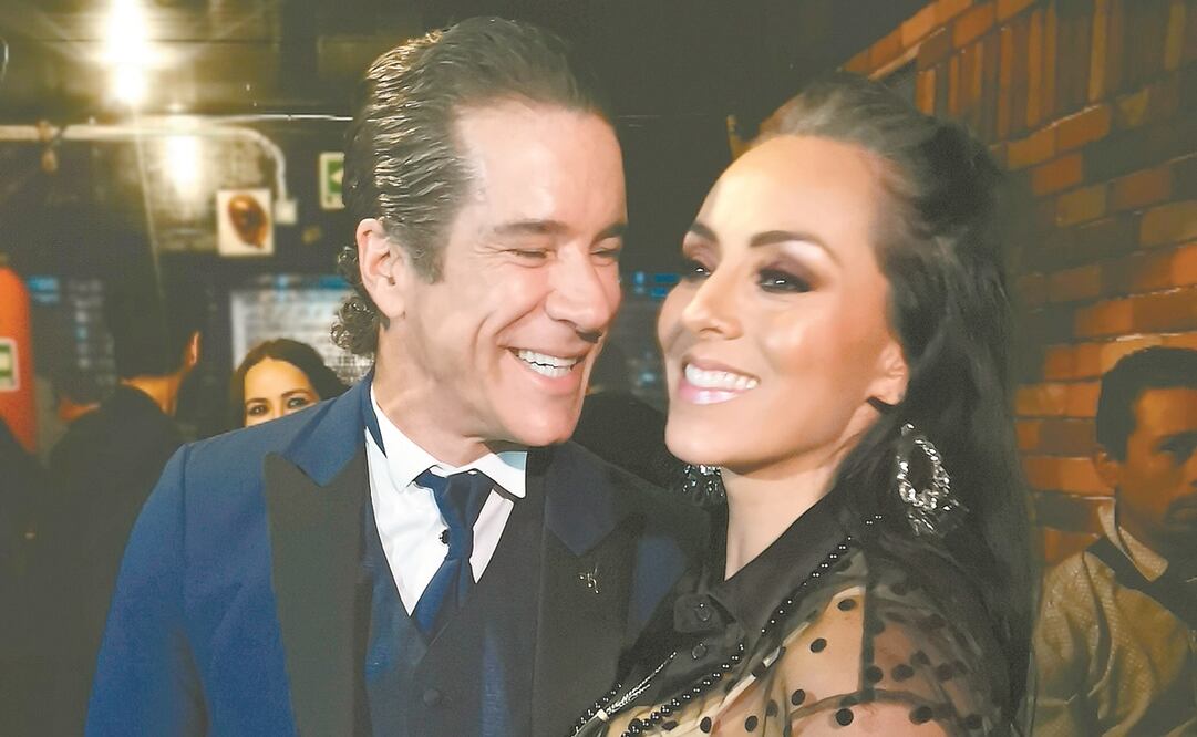 Carrillo celebró su cumpleaños con amistades como Ivonne Montero. Foto: JANET MÉRIDA. EL UNIVERSAL