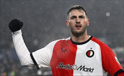 Santiago Giménez cerca de formalizar su llegada al AC Milan; sería el delantero titular del equipo