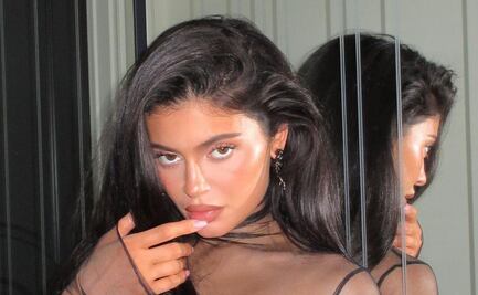 Kylie Jenner confirma el minivestido ideal para las noches de verano