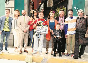 “Vecinos” rinde homenaje al señor Barriga