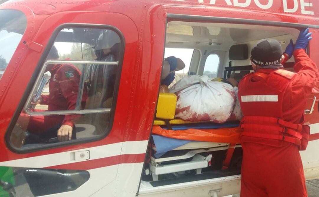 Suman tres policías muertos por intento de asalto a oficinas del PRI en Neza