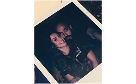 Lupillo Rivera está enamorado y presenta a la mujer que le robó el corazón