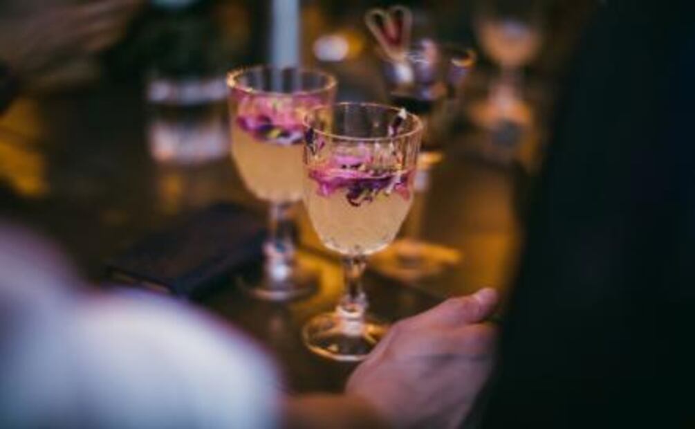 The Monocle Cocktail Club, un bar dedicado a la ginebra en San Miguel de Allende