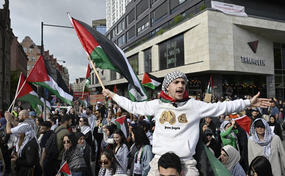 Miles de personas protestaron previo a la final de Eurovisión contra la participación de Israel en el festival. Foto: EFE