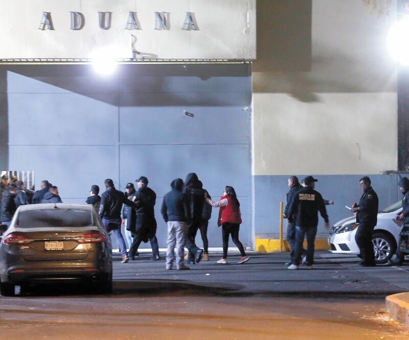 Proceso. Los 11 inculpados fueron ingresados al Reclusorio Oriente, donde pasaron la noche; la audiencia inició a las 17:00 horas. Foto: ESPECIAL