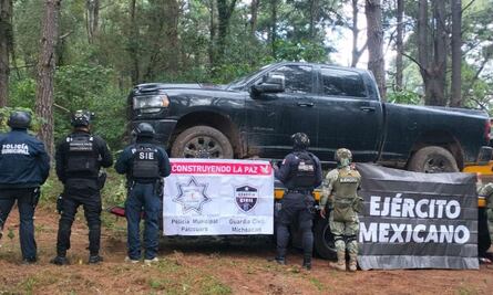 Fuerzas federales y estatales aseguran explosivos y desmantelan narcocampamentos del CJNG en Salvador Escalante, Michoacán