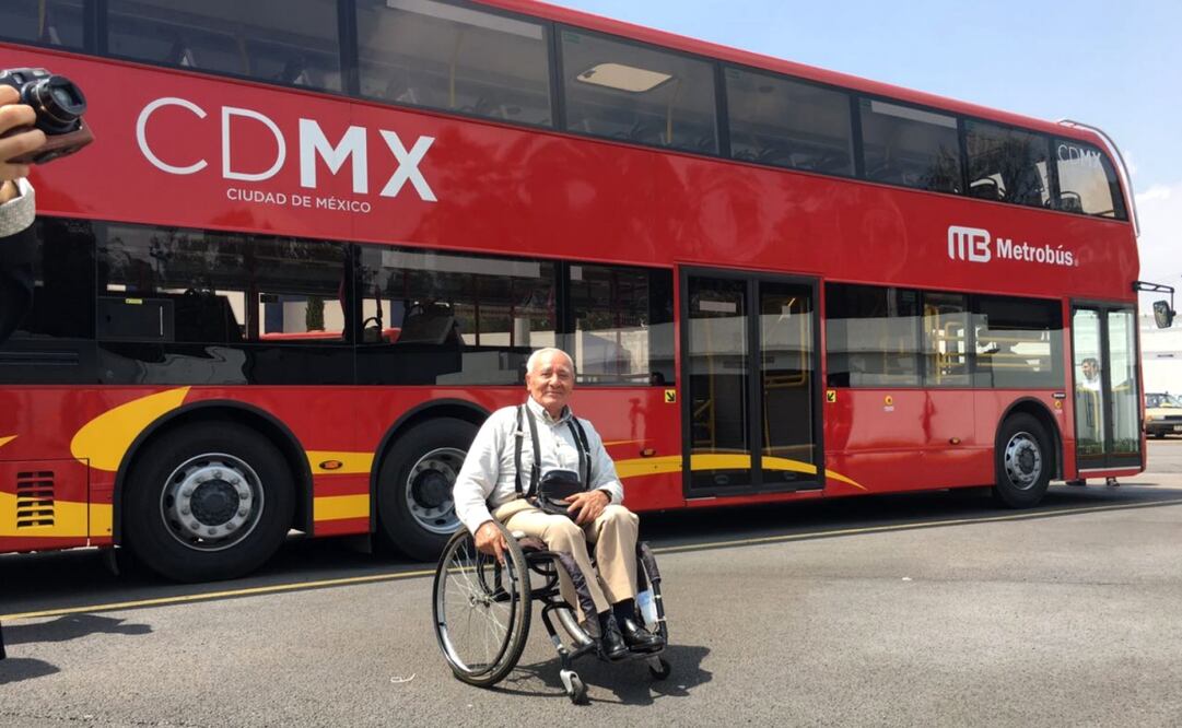 La "Tarjeta Incluyente" de la CDMX ofrece transporte gratis para personas con discapacidades. Foto: X @MetrobusCDMX