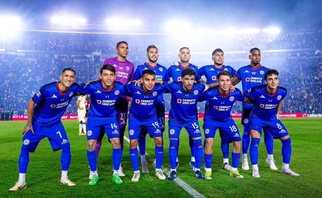 A Cruz Azul se le cae el plantel a horas de su debut en el Apertura 2024 FOTO: IMAGO7