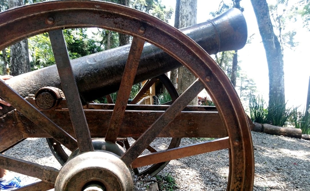 Mientras la batalla del 5 de mayo significó gloria para los mexicanos, la lucha en Cerro del Borrego fue una desgracia y una masacre. Foto: EFE/Edgar Ávila