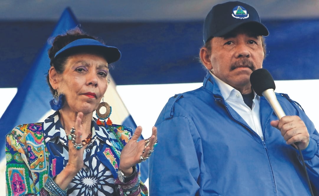 El presidente Daniel Ortega y su esposa, la entonces vicepresidenta Rosario Murillo, en Managua, en 2018. Foto: Alfredo Zuniga/ AP