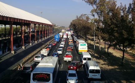 Grupo de manifestantes bloquea Calzada Zaragoza