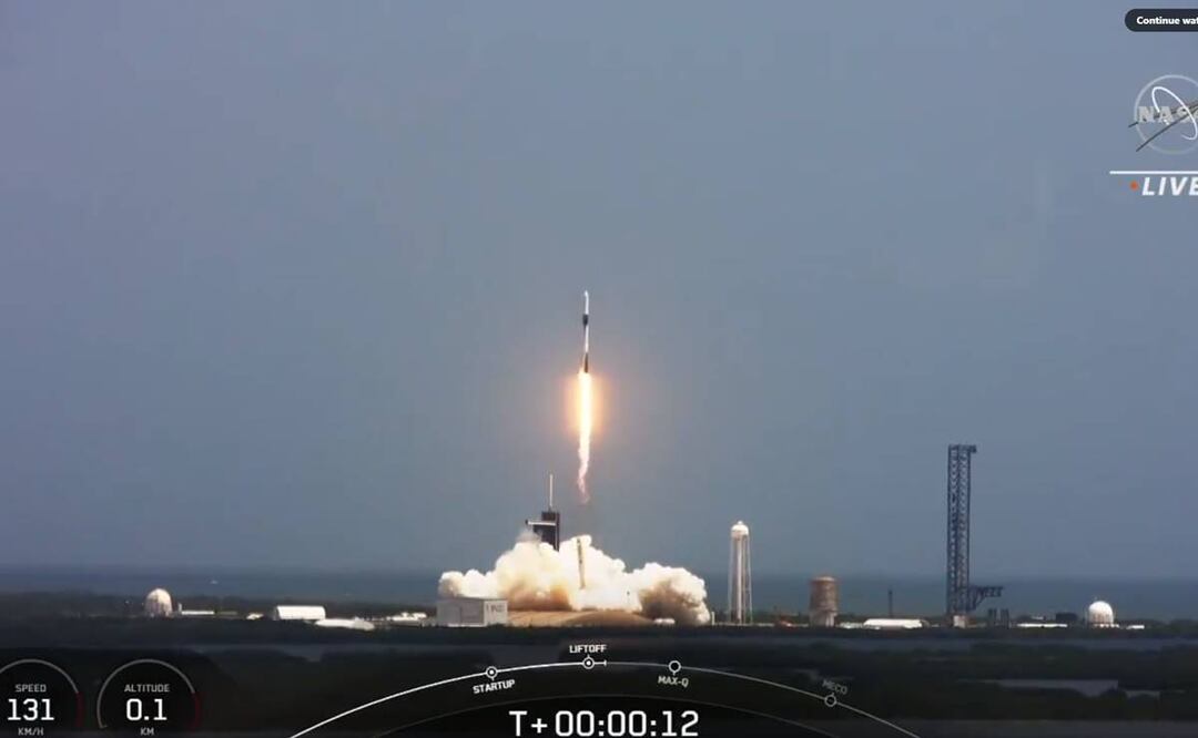 La NASA y SpaceX lanzaron este lunes una misión para llevara paneles y equipo a la la Estación Espacial Internacional (EEI). Foto: Captura de pantalla / @NASA