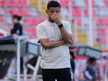 Denuncian a técnico de Necaxa Femenil por comentarios misóginos y maltrato laboral