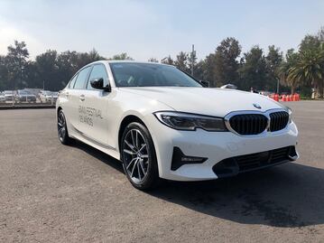 BMW presenta el Serie 3 hecho en México
