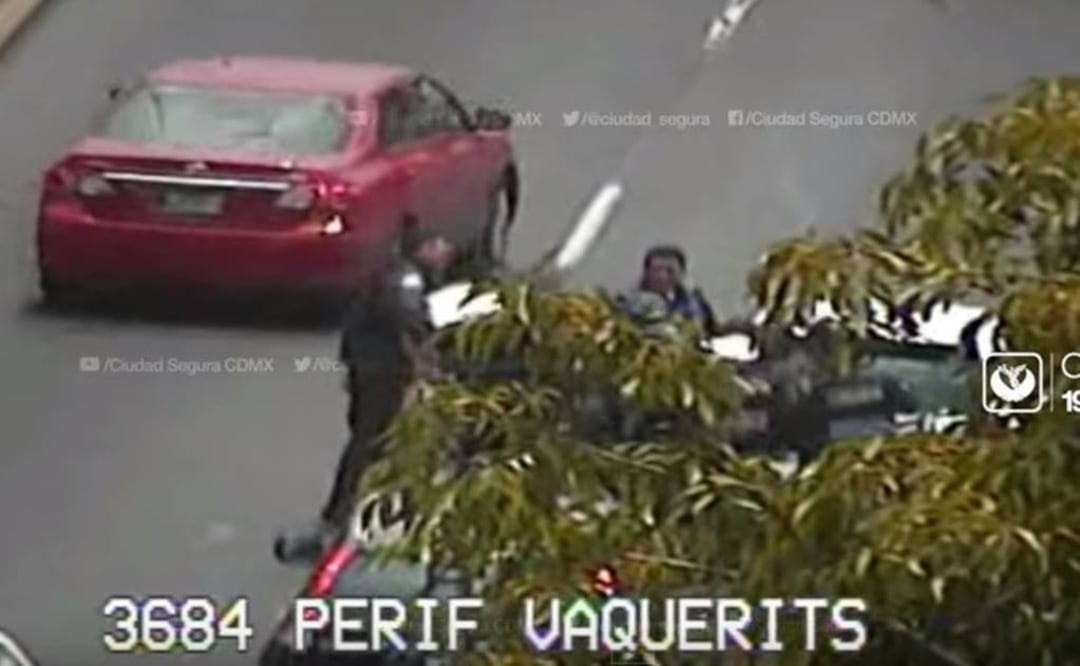 Detienen a 3 tras captar robo en video