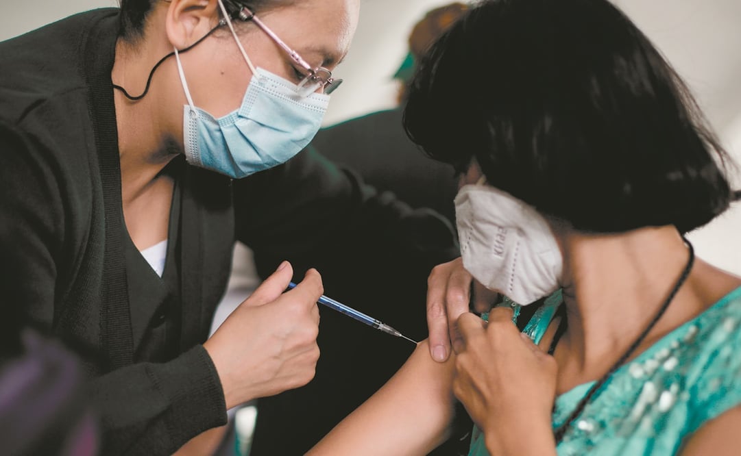 De acuerdo con la Secretaría de Salud, se han aplicado 46 millones 945 mil 511 dosis desde el inicio de la estrategia nacional. Foto: XINHUA