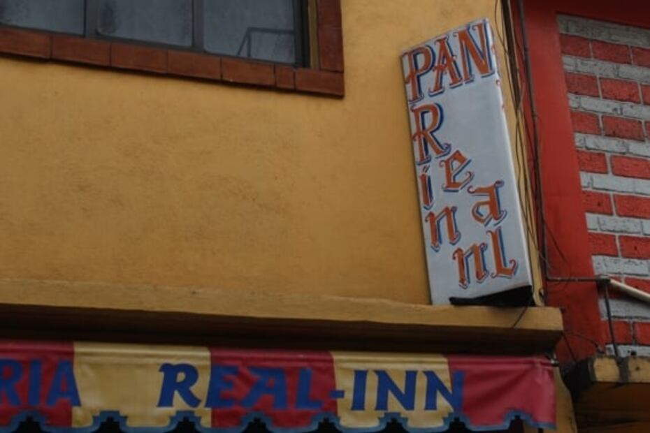 Cenizas y ajonjolí para amasar el pan de muerto