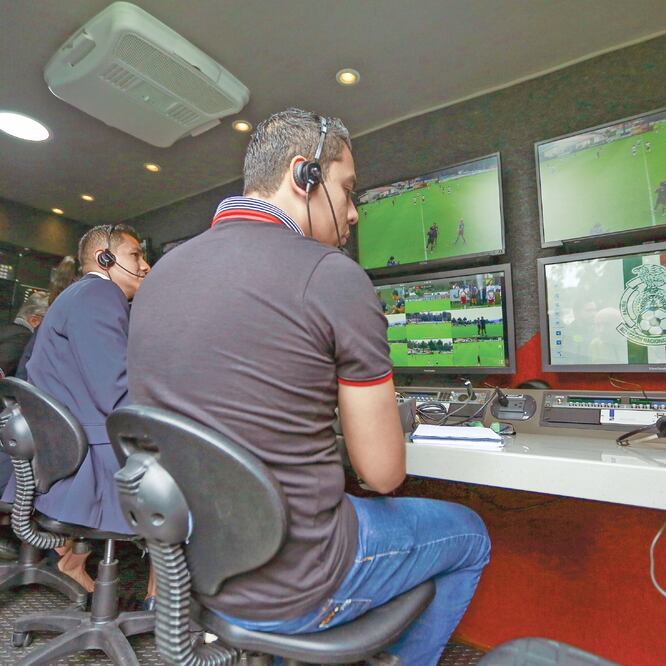 La primera unidad móvil será utilizada en el estadio Jalisco. (IMAGO)