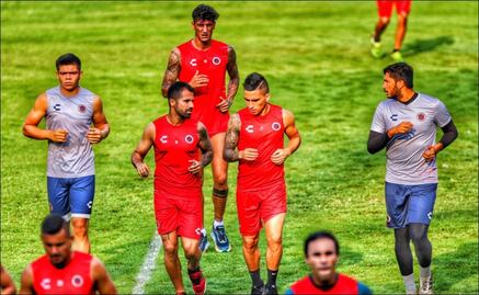 Hijos de Enrique Meza dirigen entrenamiento del Veracruz