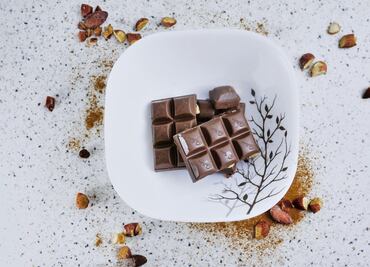 Comer chocolate es bueno para el corazón