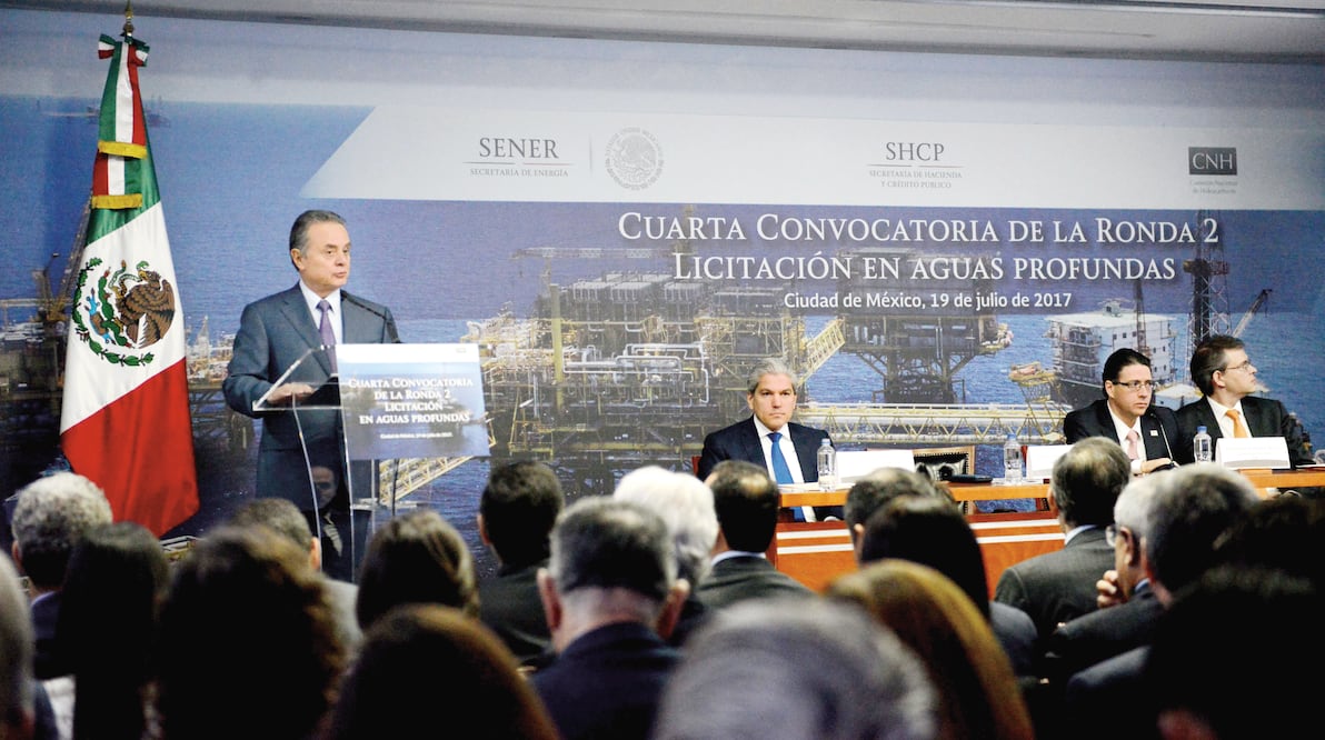 El titular de la Secretaría de Energía (Sener), Pedro Joaquín Coldwell, presentó la cuarta convocatoria de la Ronda 2 de licitaciones petroleras (SENER)