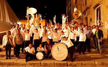 Filarmónica de Ayutla agradece donativos tras robo de instrumentos