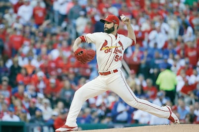 Virus ‘pega’ a García y Cardinals