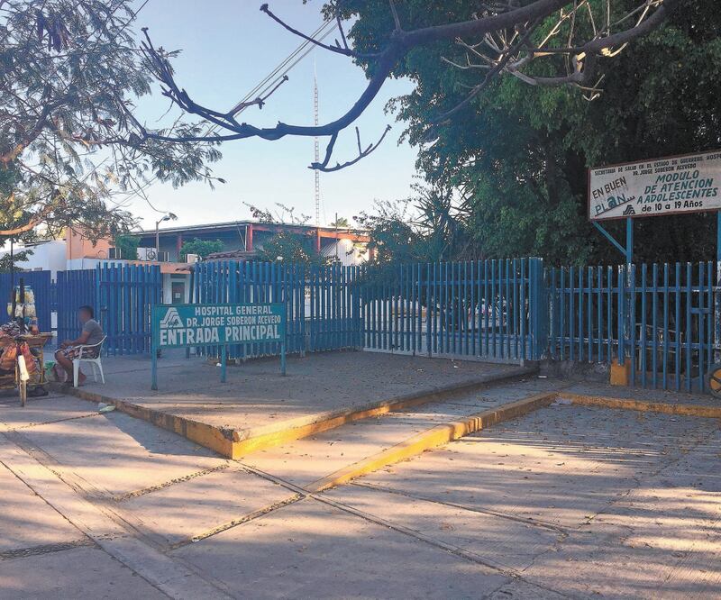 Al límite. En el Hospital General de Iguala el área destinada al Covid-19 está a 100% de su capacidad. ARCHIVO EL UNIVERSAL