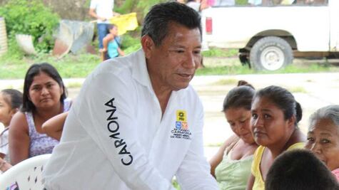 Otro candidato en Oaxaca; candidato recibe 4 balazos
