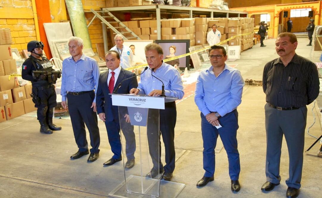 Miguel Ángel Yunes Linares, gobernador de Veracruz, anunció que su administración aseguró una bodega presuntamente propiedad del ex mandatario prófugo de la justicia, Javier Duarte de Ochoa.