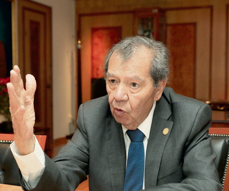 Porfirio Muñoz dice que se viola “c ínicamente” la Constitución. Foto:  ARCHIVO EL UNIVERSAL