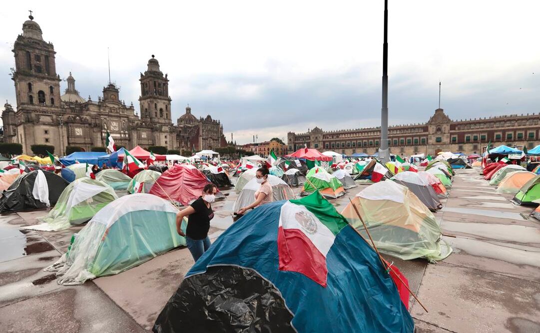 El plantón de FRENAA, en el Zócalo. 