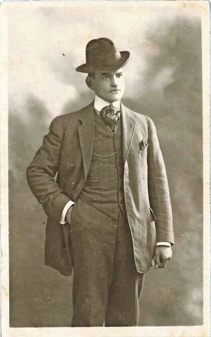 Foto inédita de José Braulio Ponce, sin fecha ni lugar.