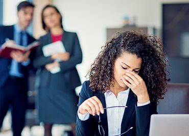 Qué es el "youngism" y cómo afecta a los jóvenes en el mercado laboral