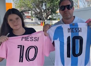 Lionel Messi desata la locura en el aeropuerto de Monterrey en su llegada a México